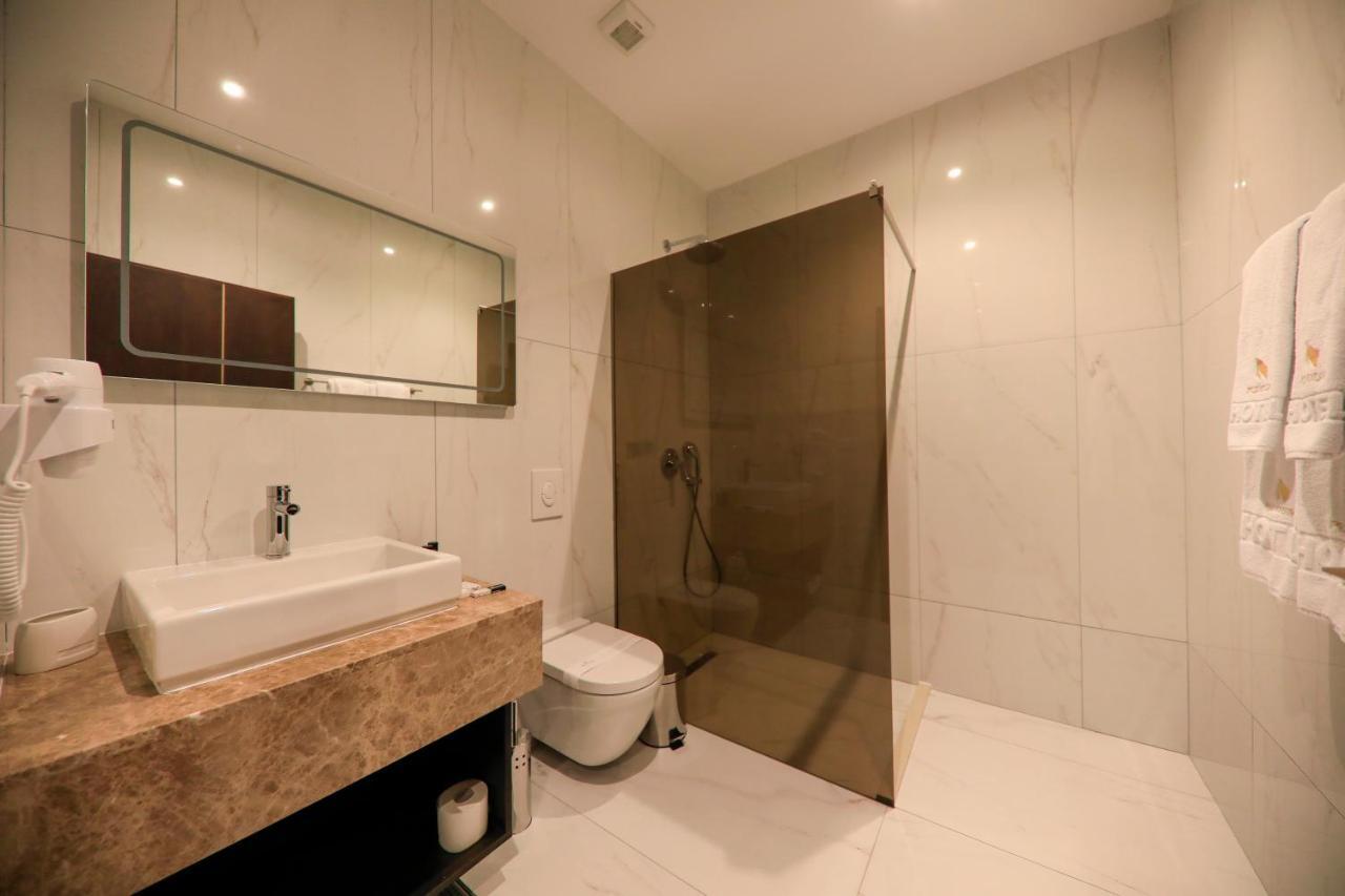 פריזרן Premium Park Hotel מראה חיצוני תמונה